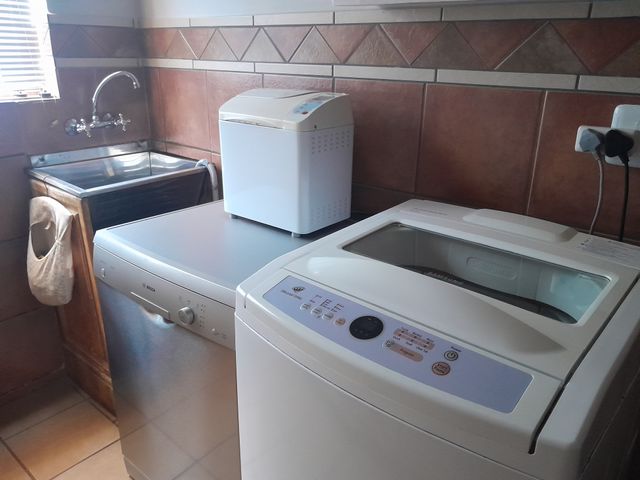 4 Bedroom Property for Sale in Albertinia Western Cape